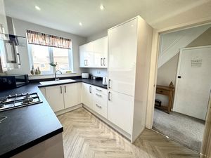 Photo 9- click for photo gallery